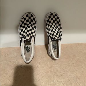 Vans sneakers women size 7.5 or men size 6